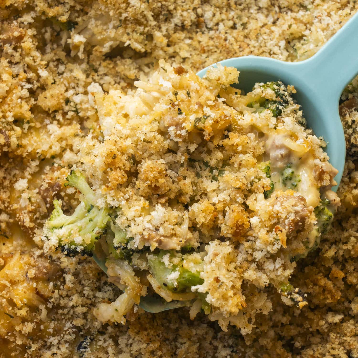 Easy Velveeta Ground Turkey Broccoli Rice Casserole for Weeknights